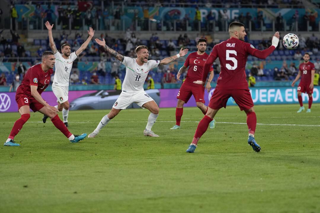 Europos futbolo čempionatas: Turkija – Italija 0:3