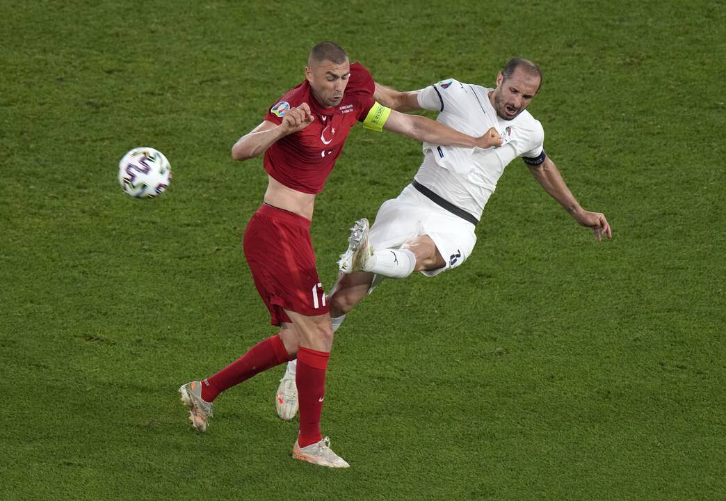 Europos futbolo čempionatas: Turkija – Italija 0:3