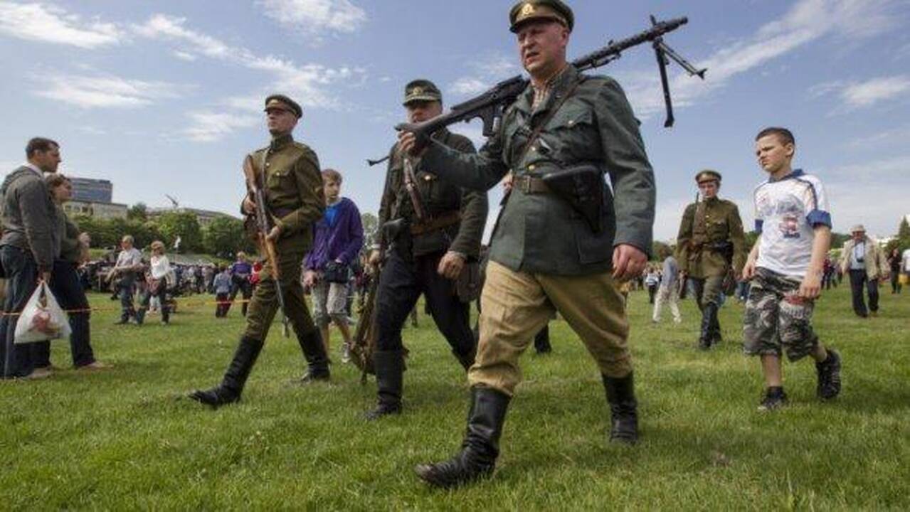 Ariogaloje vyko partizanų mūšio inscenizacija
