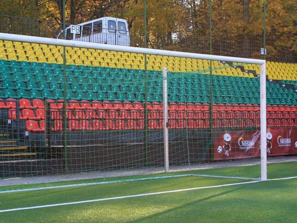 Saugumo sumetimais uždaroma LFF stadiono Pietų tribūna