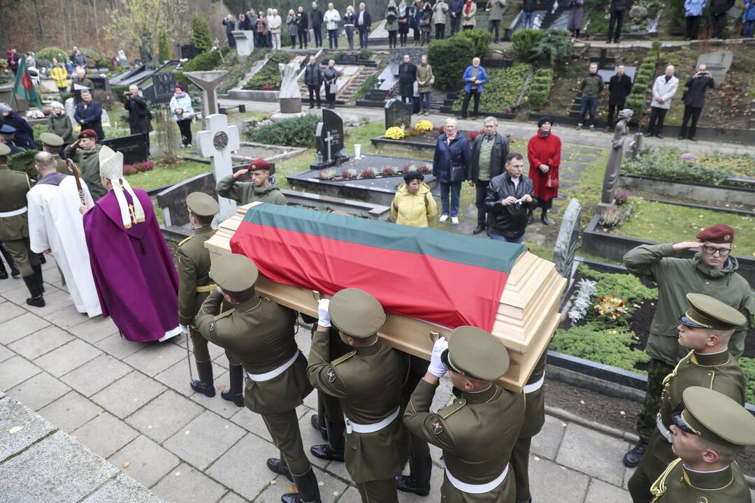 Antakalnio kapinėse palaidotas partizanas A. Kraujelis–Siaubūnas