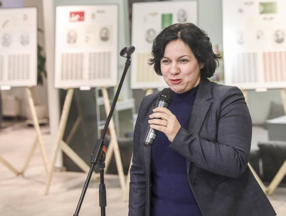 Paroda „Vasario 16-osios Akto signatarai pašto ženkluose"