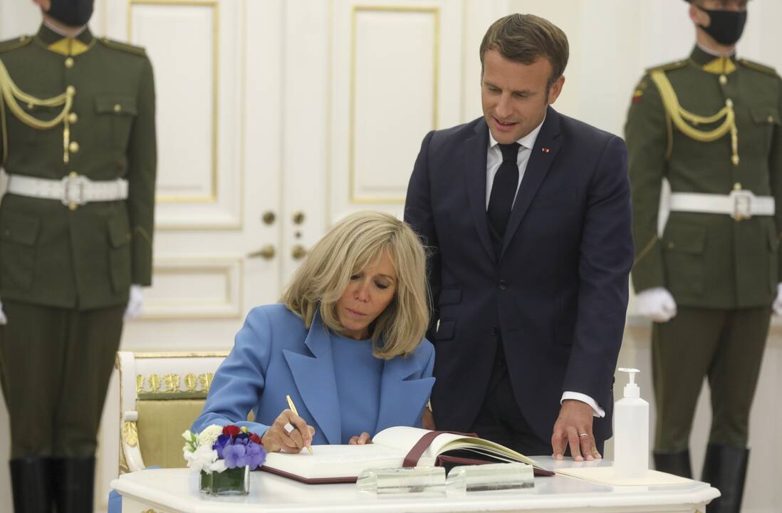 Į Lietuvą atvyko Prancūzijos prezidentas E. Macronas