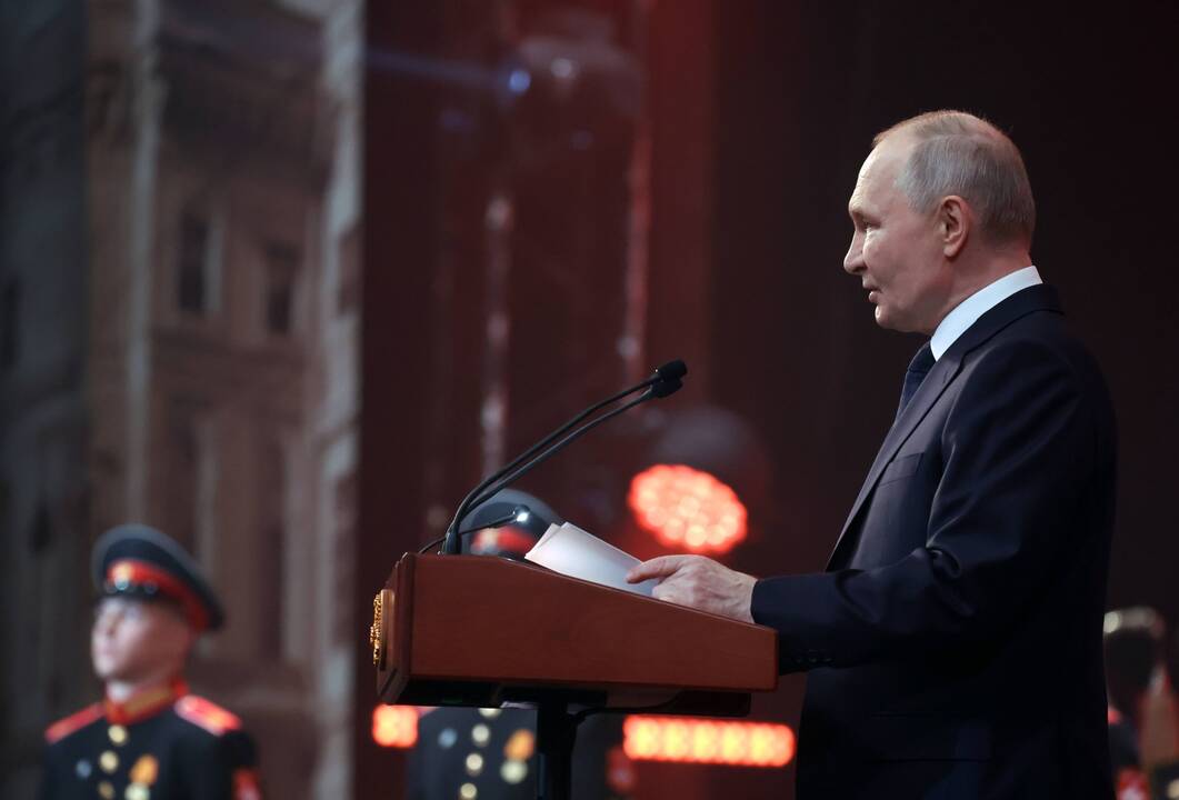 Putinas: karas Ukrainoje baigtųsi per du mėnesius, jei Vakarai nustotų remti Kyjivą