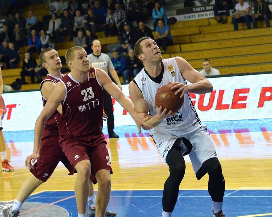 Tartu krepšinio klubas su dviem lietuviais varžovus pervažiavo tarsi volu