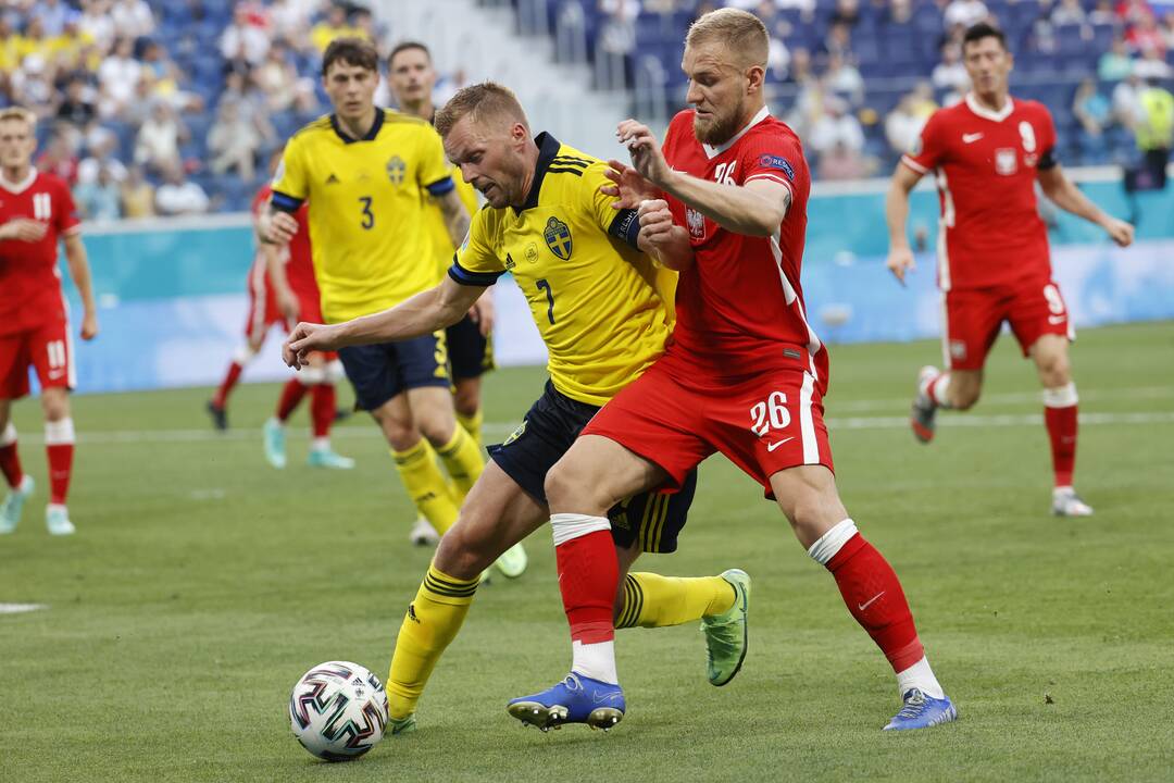 Europos futbolo čempionatas: Švedija–Lenkija 3:2