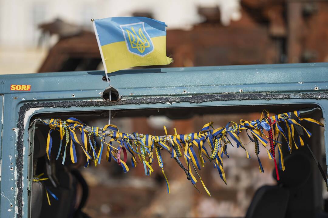 Trumpas pažadėjo Ukrainai padėti gauti daugiau oro gynybos įrangos iš Europos