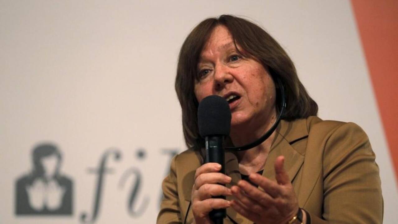 Nobelio premijos laureatė S. Aleksijevič su Lietuvos žiūrovais bendraus internetu