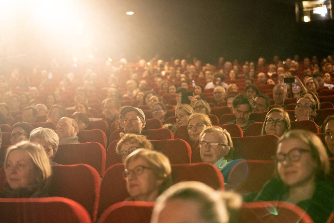  Filmo „Kaimiečiai“ premjera