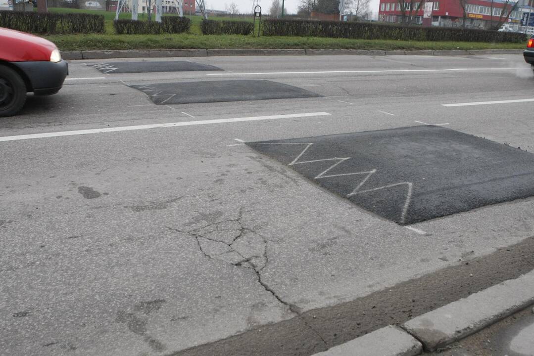 Kalneliai tapo nematomi