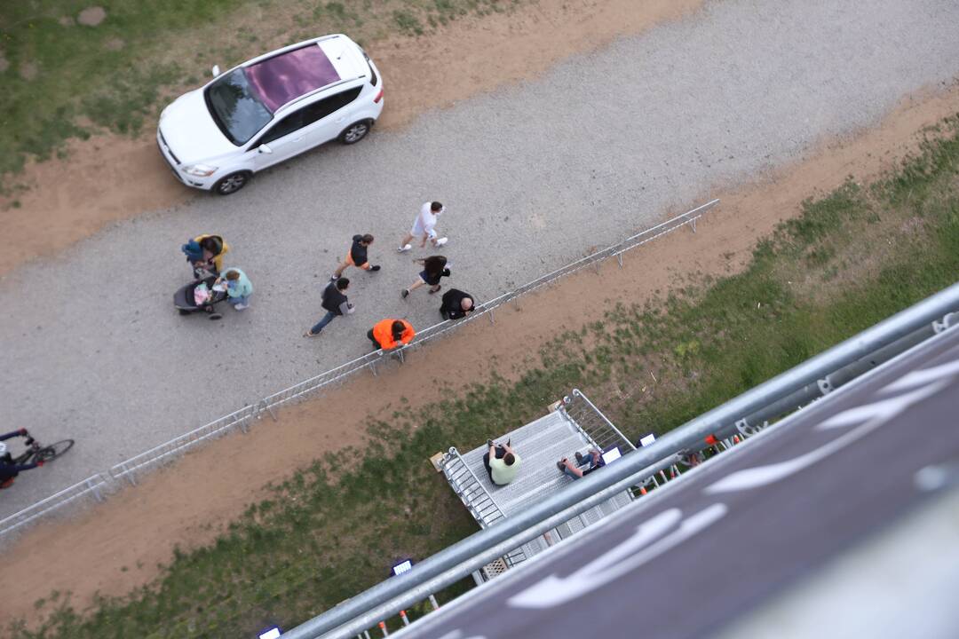 Santakos parke iškilo apžvalgos bokštas