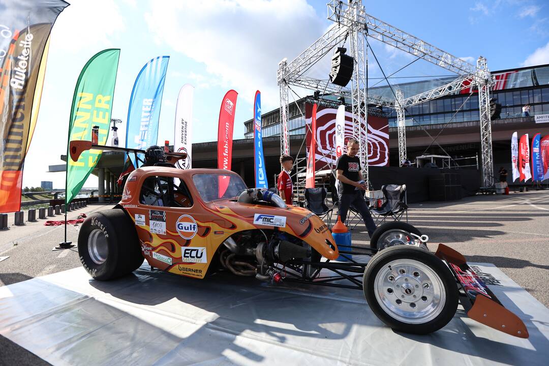Nemuno saloje – „Eoltas car show 2023“