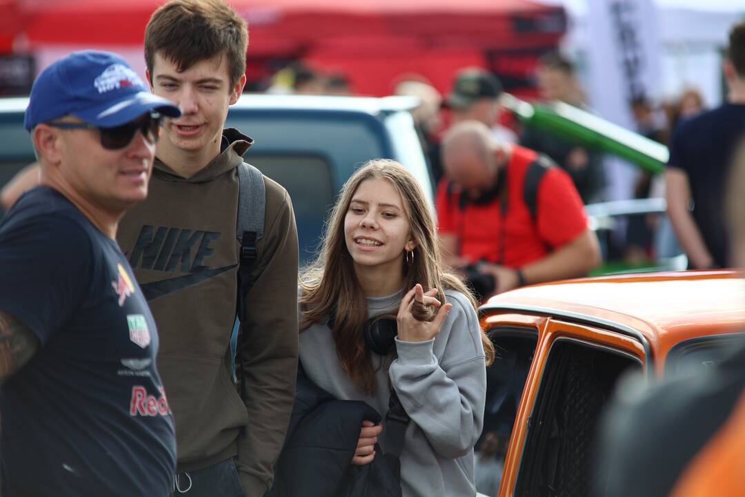 Nemuno saloje – „Eoltas car show 2023“