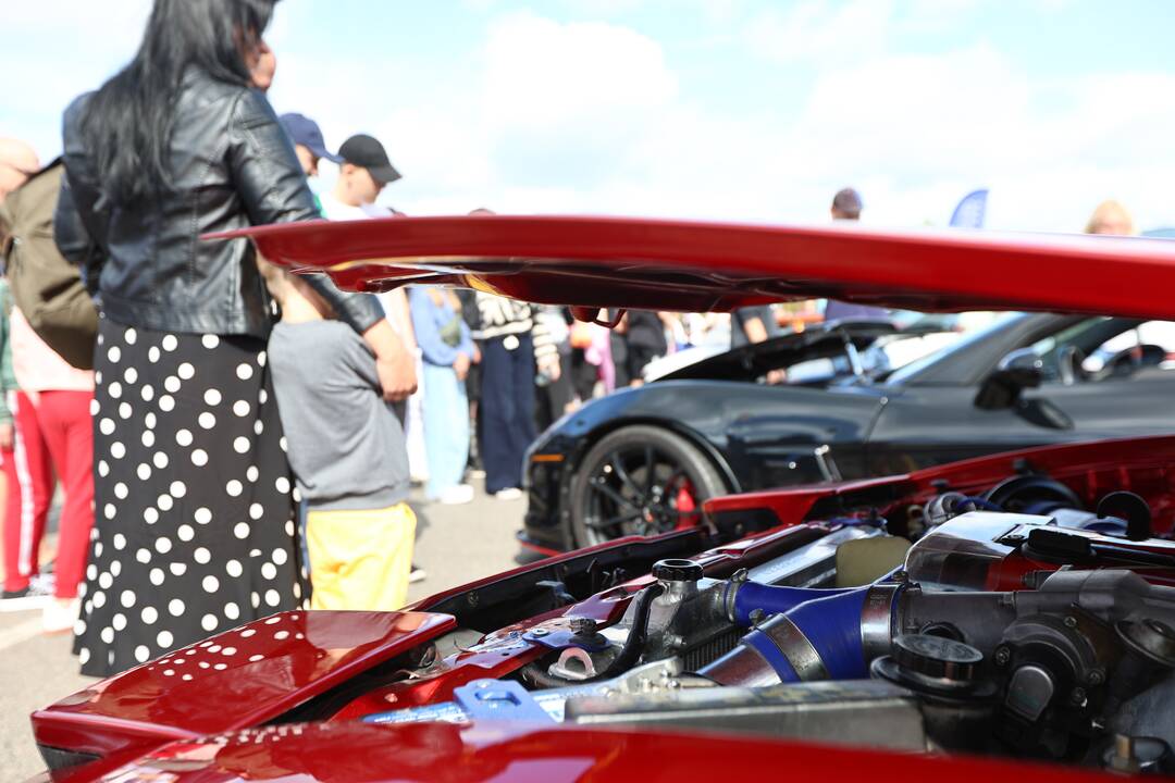 Nemuno saloje – „Eoltas car show 2023“