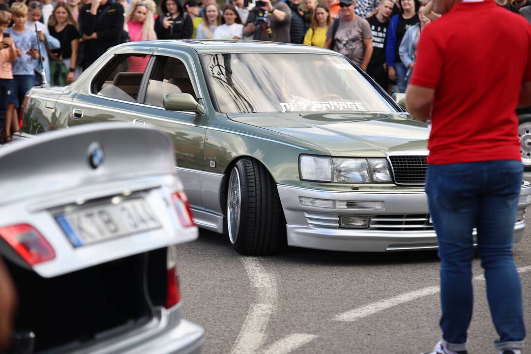 Nemuno saloje – „Eoltas car show 2023“