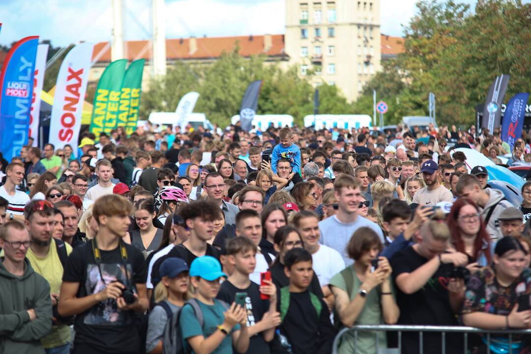 Nemuno saloje – „Eoltas car show 2023“