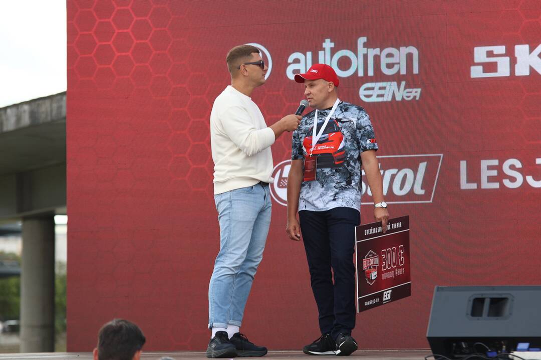 Nemuno saloje – „Eoltas car show 2023“