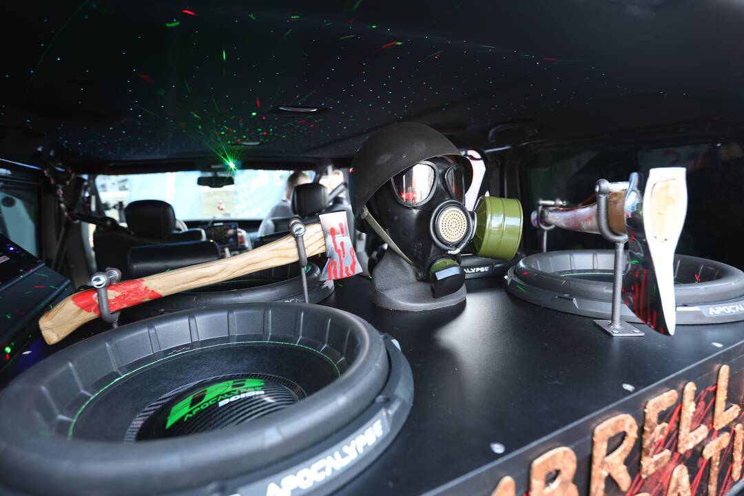 Nemuno saloje – „Eoltas car show 2023“