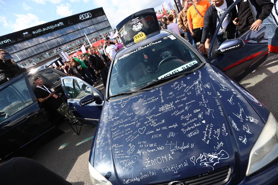 Nemuno saloje – „Eoltas car show 2023“