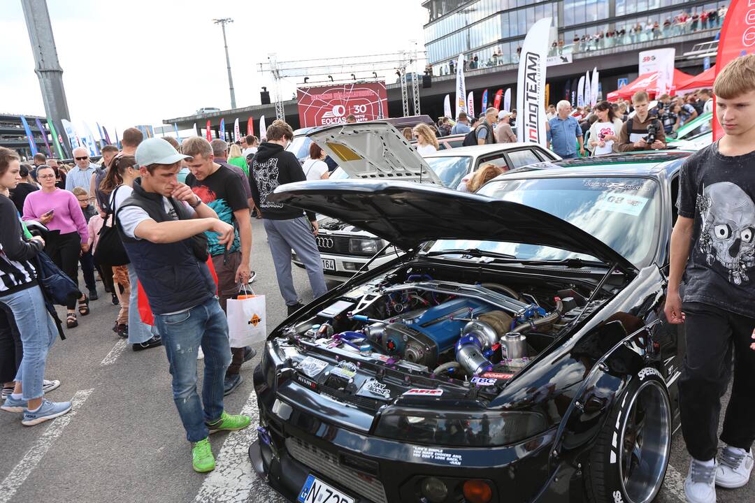 Nemuno saloje – „Eoltas car show 2023“