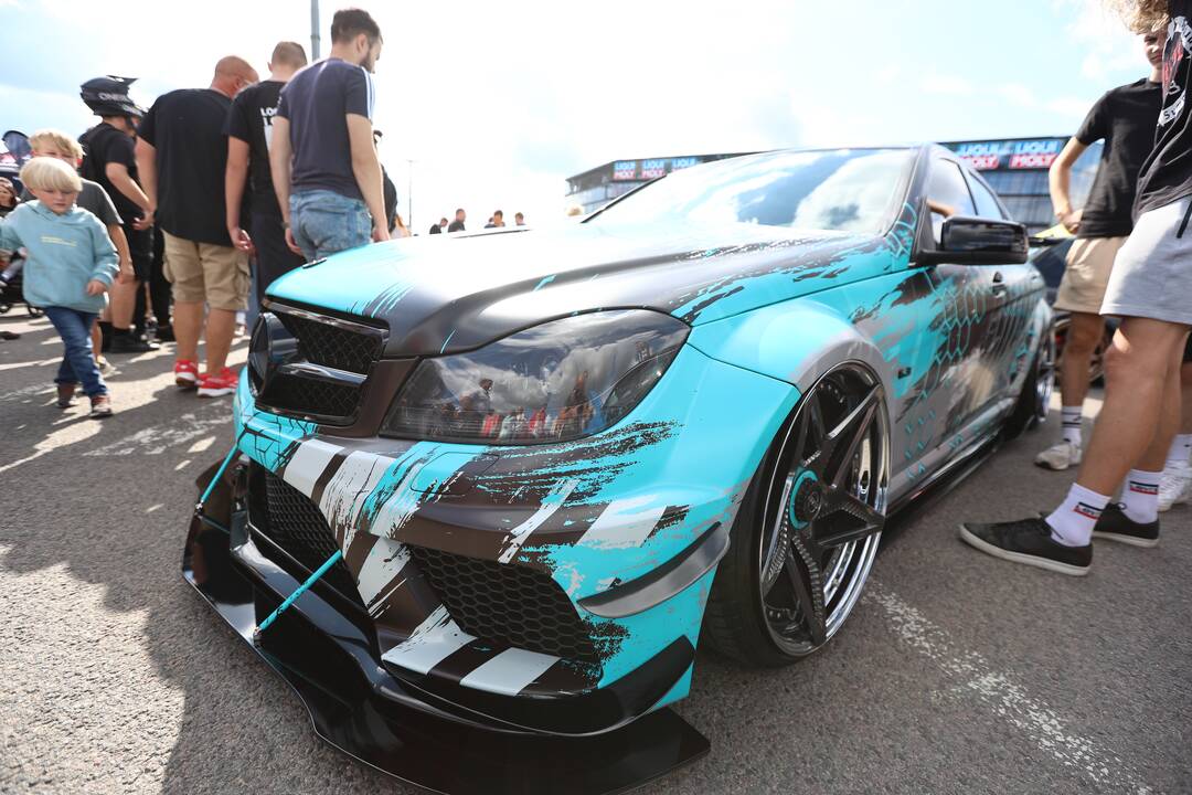 Nemuno saloje – „Eoltas car show 2023“