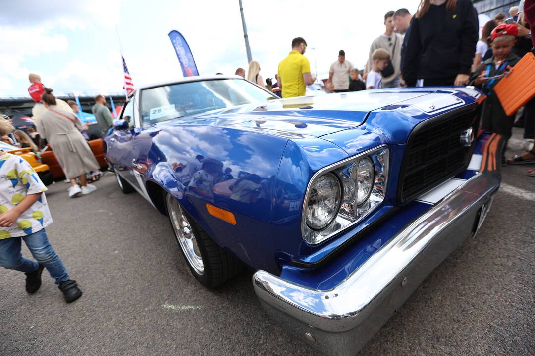 Nemuno saloje – „Eoltas car show 2023“