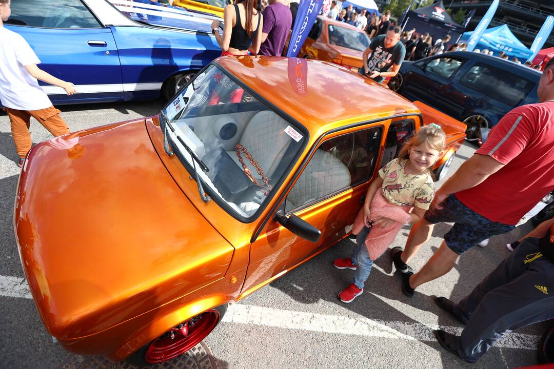 Nemuno saloje – „Eoltas car show 2023“