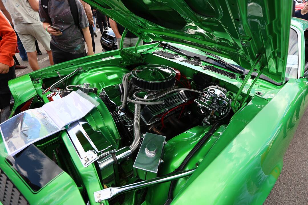 Nemuno saloje – „Eoltas car show 2023“