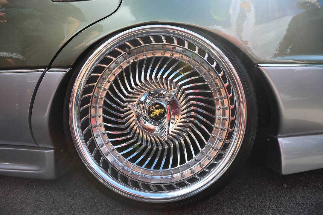 Nemuno saloje – „Eoltas car show 2023“