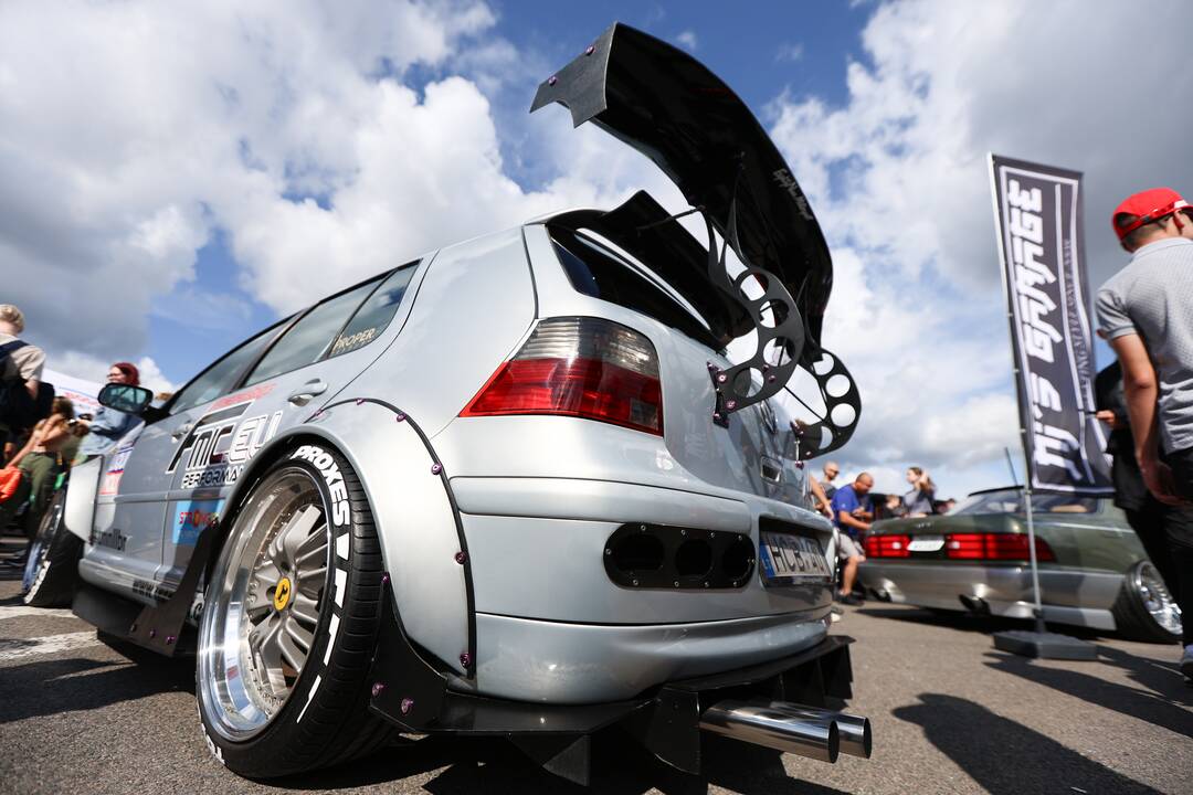 Nemuno saloje – „Eoltas car show 2023“