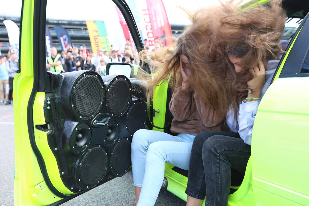 Nemuno saloje – „Eoltas car show 2023“