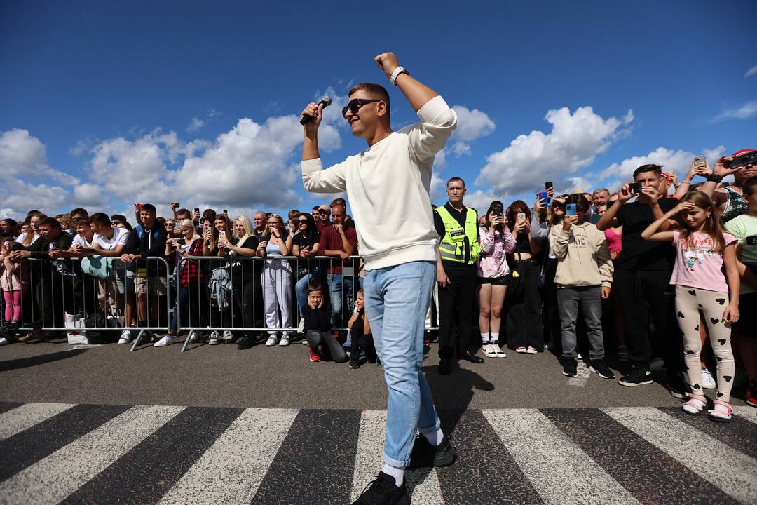 Nemuno saloje – „Eoltas car show 2023“