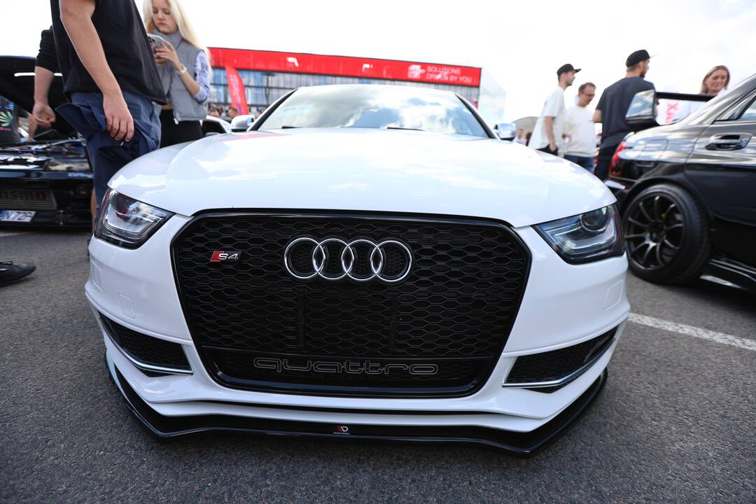 Nemuno saloje – „Eoltas car show 2023“