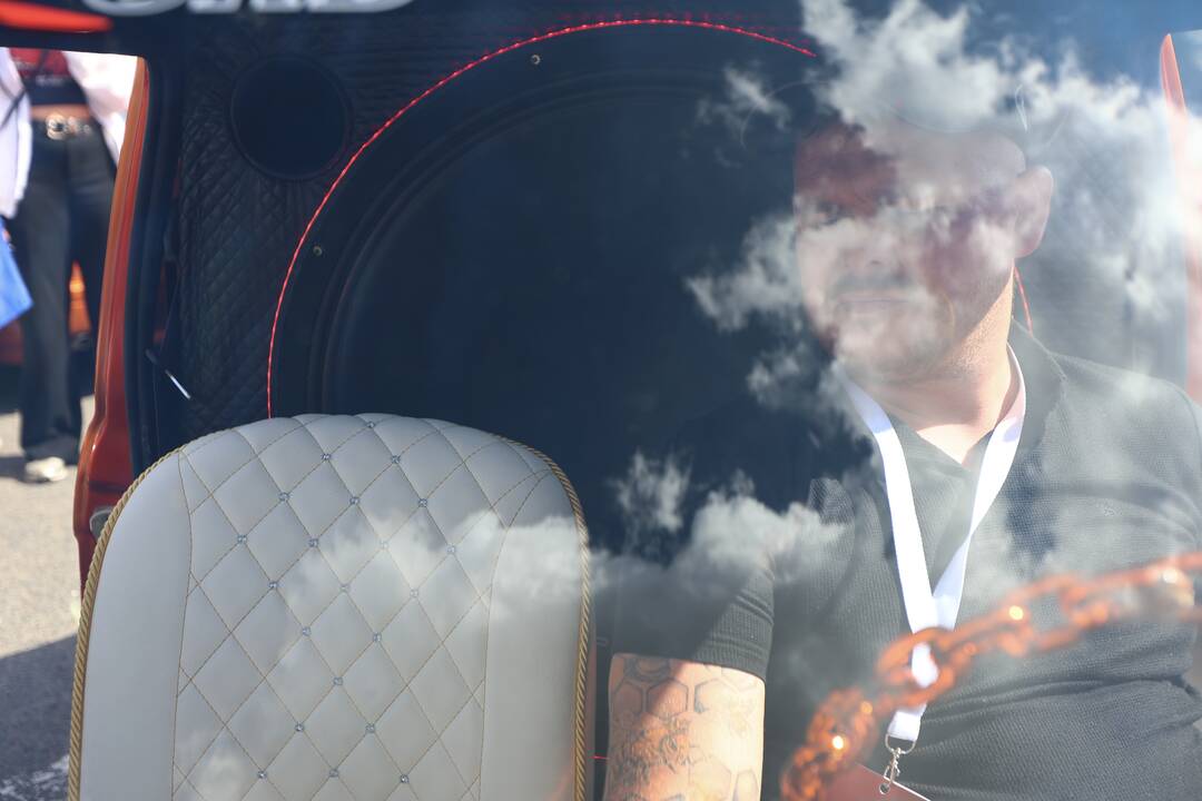 Nemuno saloje – „Eoltas car show 2023“