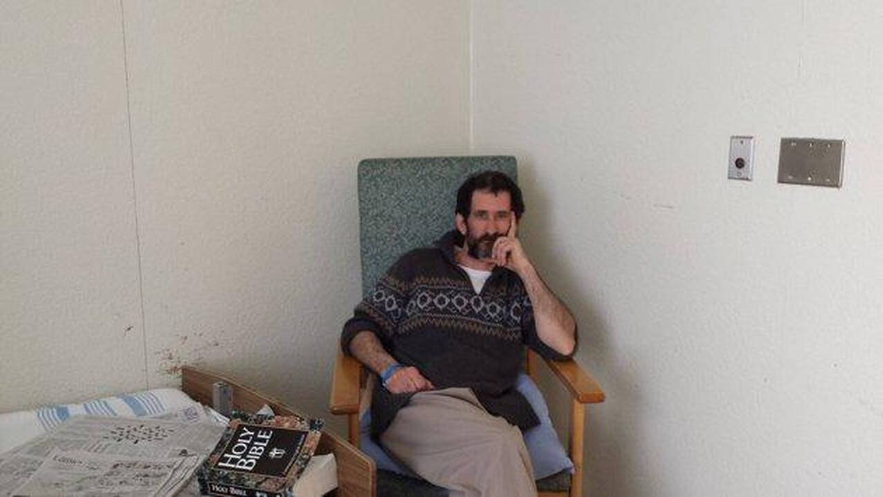 Savo pinigus dalinantį dosnųjį kanadietį uždarė į ligoninę 