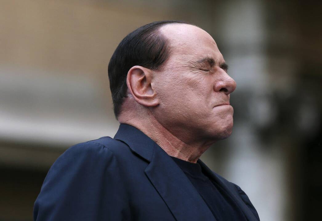 S. Berlusconi šantažuoja Italijos vyriausybę