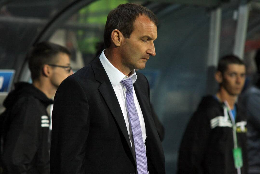 Cs. László nebevadovaus Lietuvos futbolo rinktinei