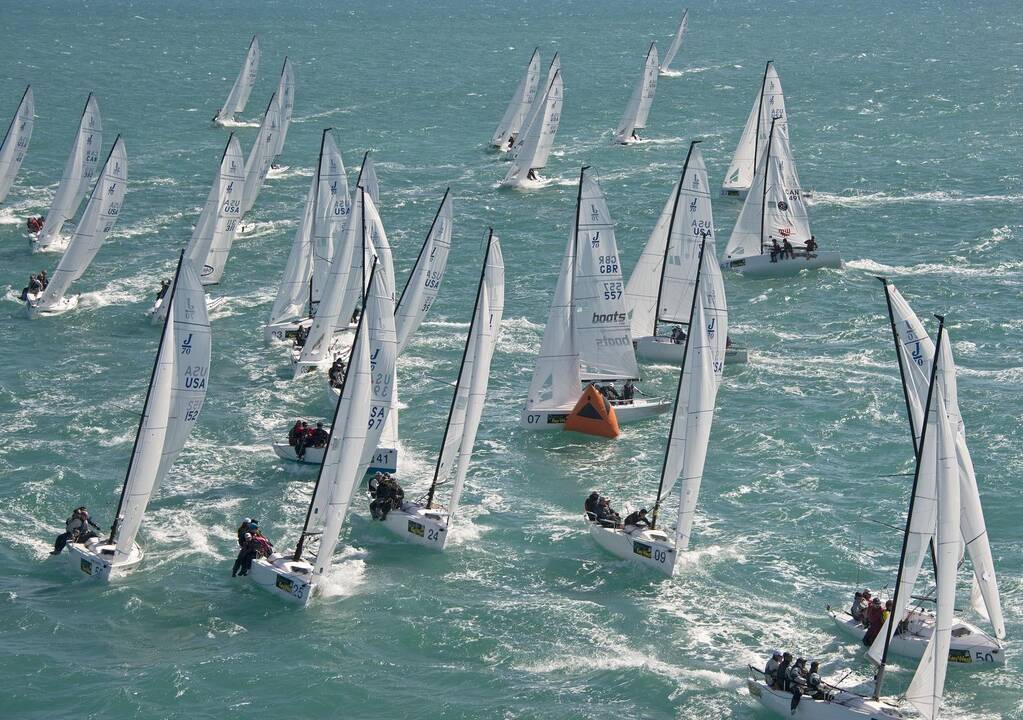 Pasaulio buriavimo čempionate lietuvės tolsta nuo "Laser Radial" klasės lyderių 