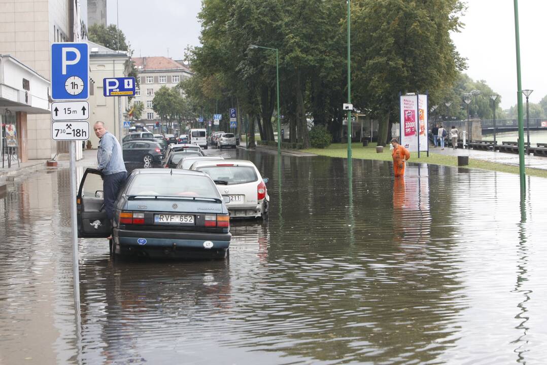 Uostamiestį skandino liūtis