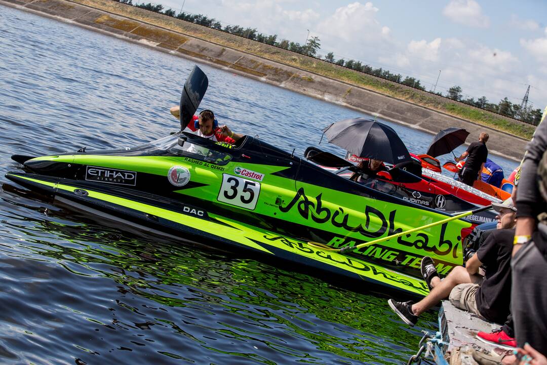 F2 vandens formulių lenktynių finalas