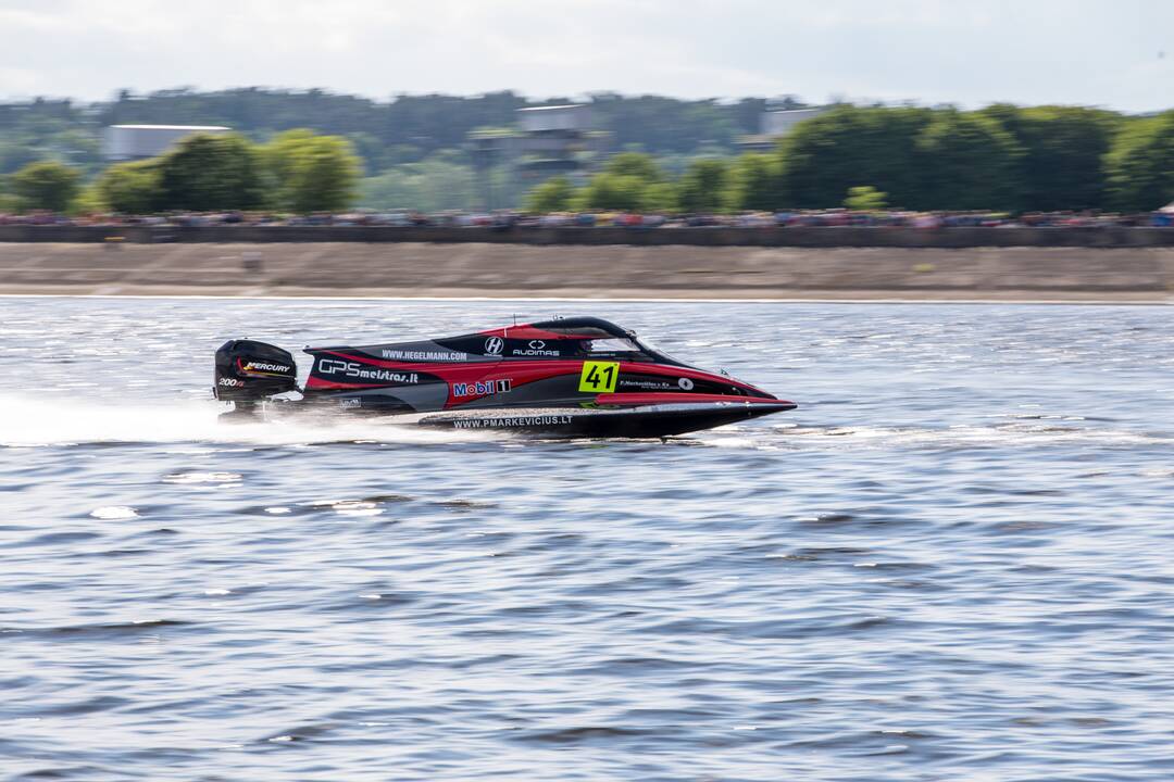 F2 vandens formulių lenktynių finalas