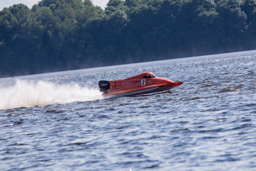 F2 vandens formulių lenktynių finalas