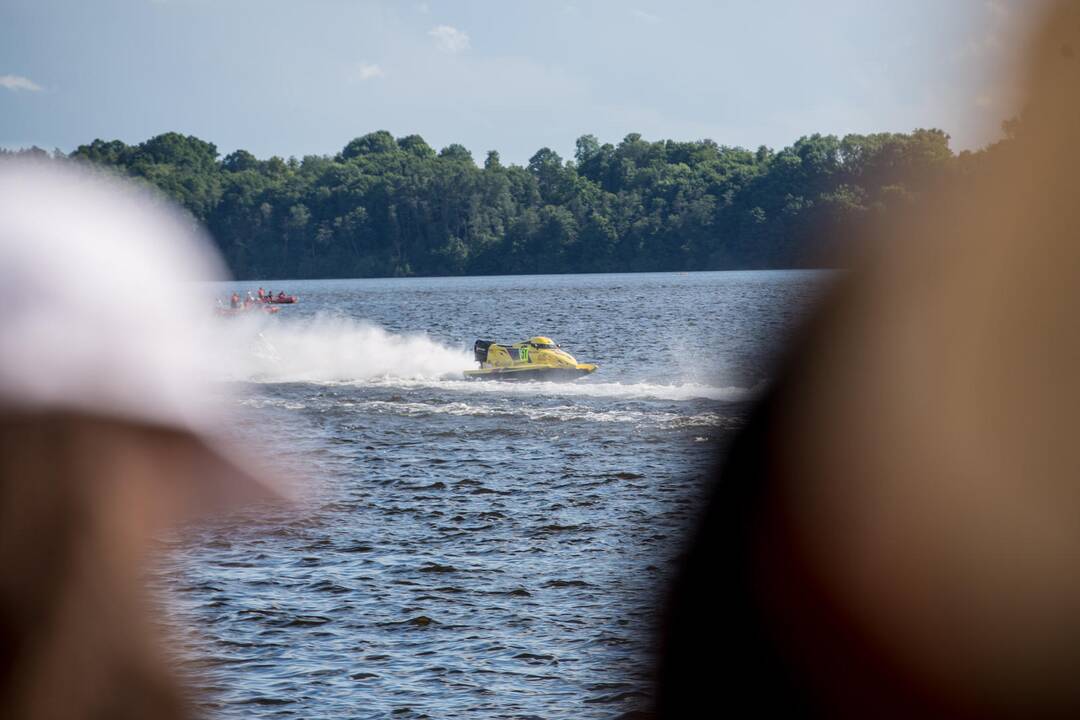 F2 vandens formulių lenktynių finalas