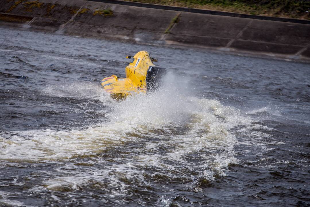 F2 vandens formulių lenktynių finalas