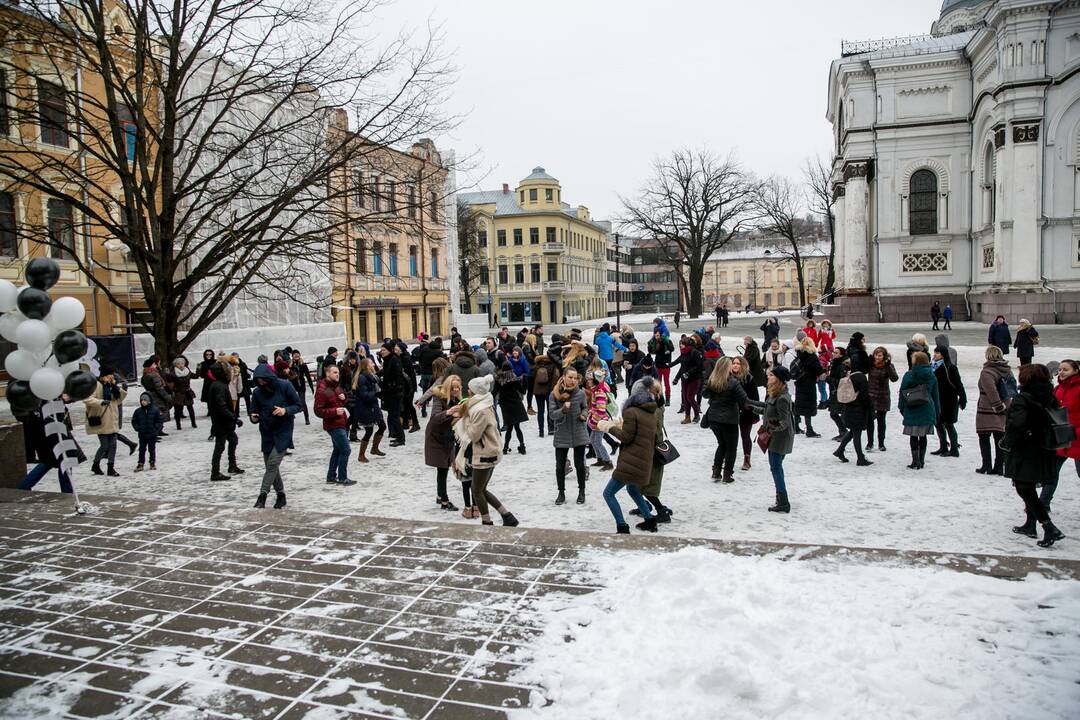 Akcija "Kaunas šoka" išjudino kauniečius