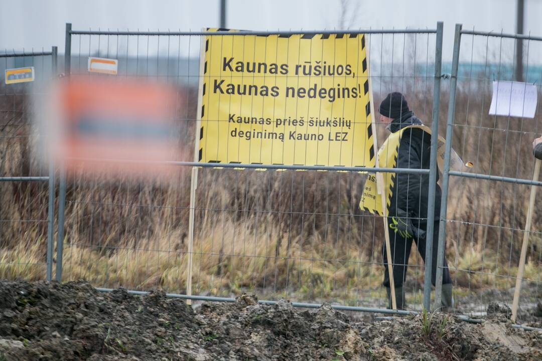 Piketas prieš "Fortum" jėgainės statybas Kauno LEZ