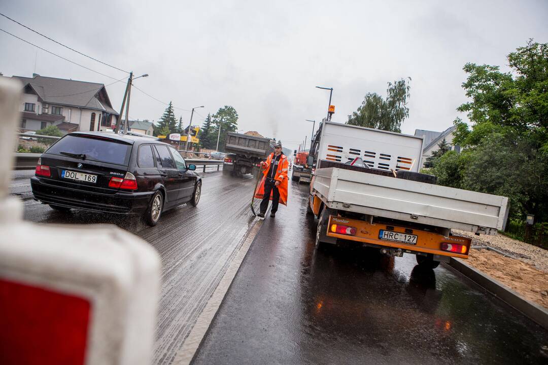 Tvarkomas kelias į Kauno oro uostą