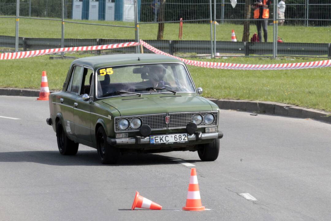 Pilaitėje - Lietuvos automobilių greituminio slalomo pirmenybių varžybos