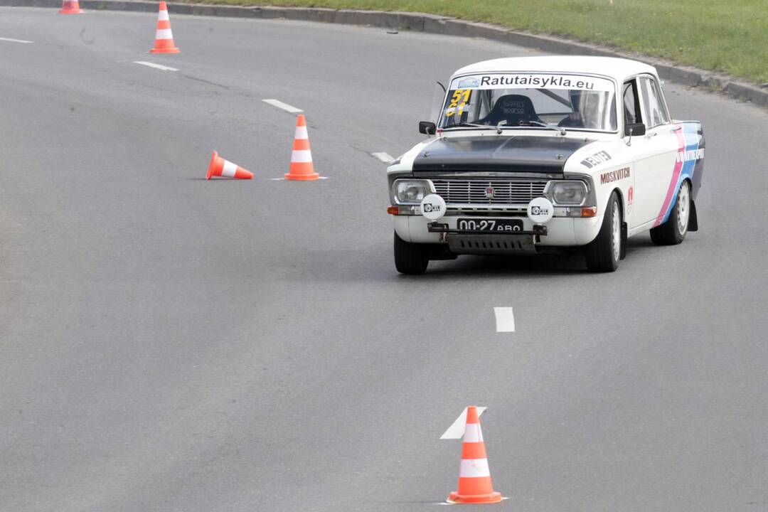 Pilaitėje - Lietuvos automobilių greituminio slalomo pirmenybių varžybos