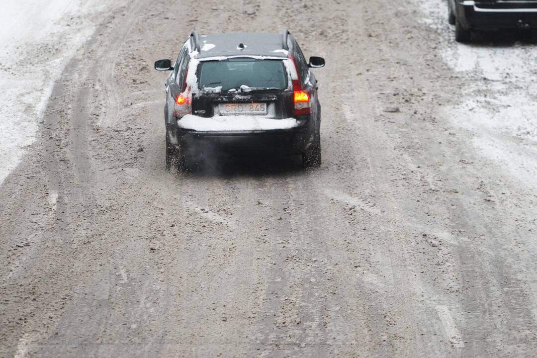 Apsnigtos Kauno gatvės